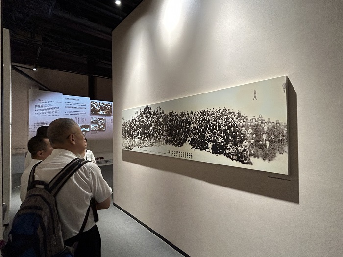 1688610591898109.jpg 2.jpg